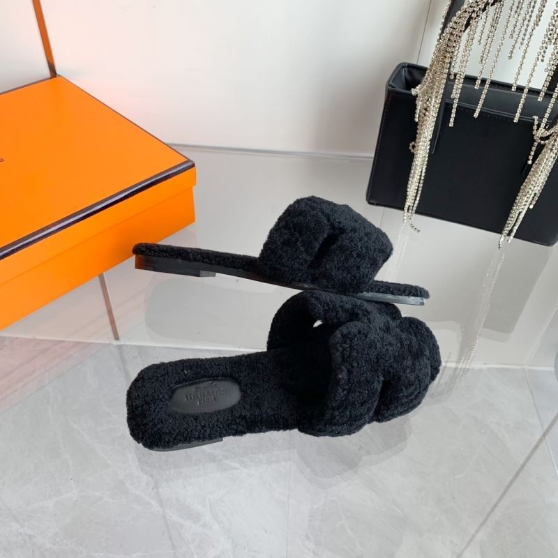 Hermes Slippers